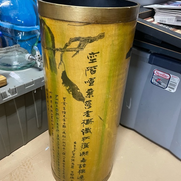 Accents Vintage Chinese Umbrella Stand 24 X 1 Poshmark